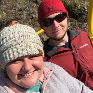 Meet your Posher, Abigail